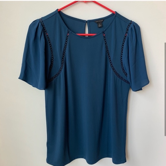 ANN TAYLOR Circle Lace Trim Royal Blue Top - Picture 3 of 5